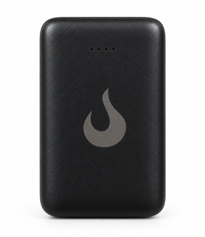 Batterie externe Heat Up noire avec logo flamme, vue de face sur fond blanc
